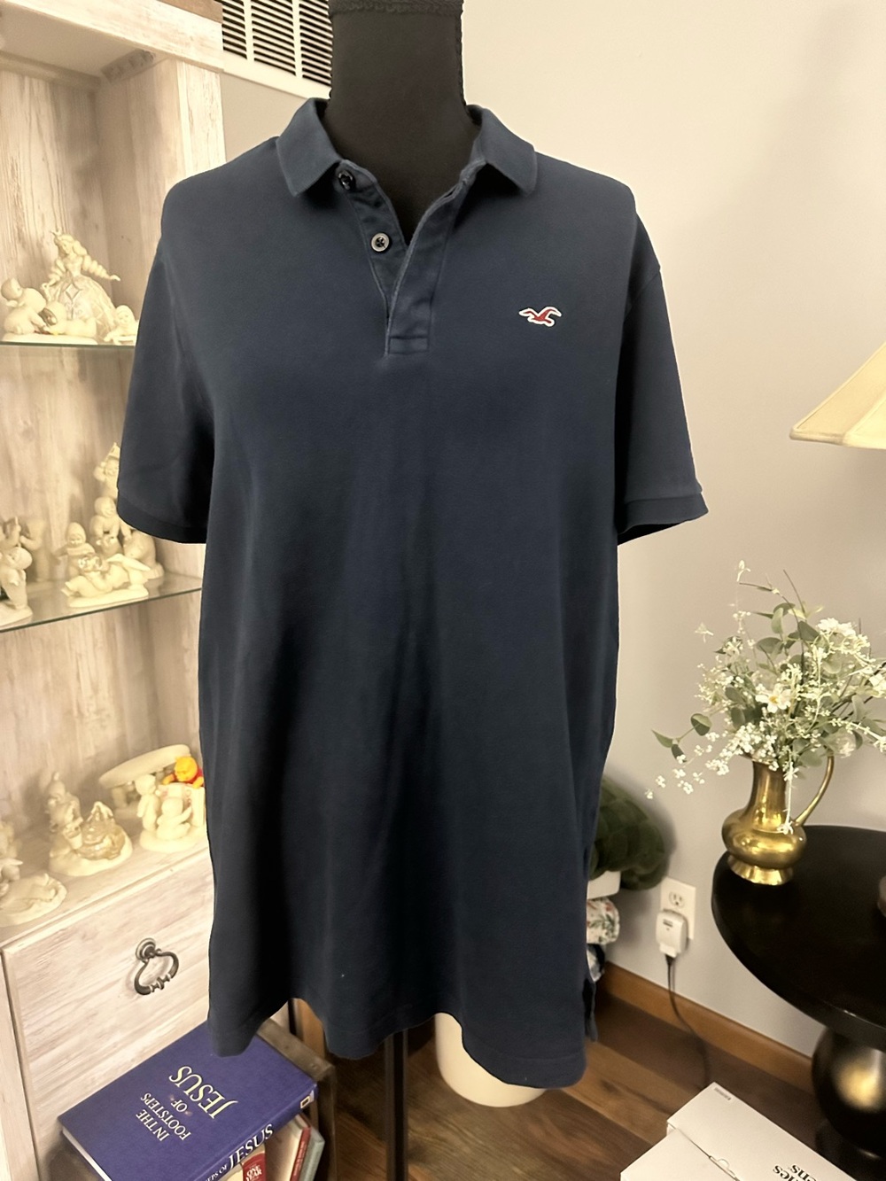 Hollister Men's Navy Blue Short-Sleeve Polo